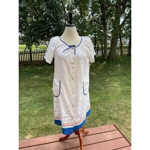 Vintage JCPenney Floral Loungewear Dress With Snap Buttons & Pockets